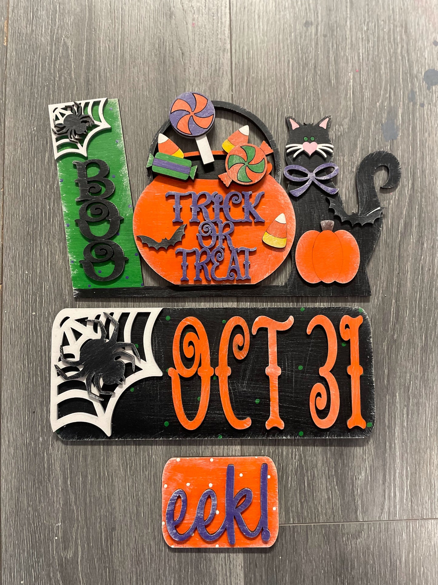 Seasonal Inserts for Interchangeable Truck