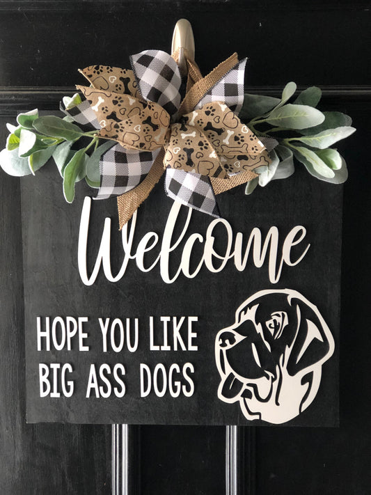 Mastiff Door Hanger