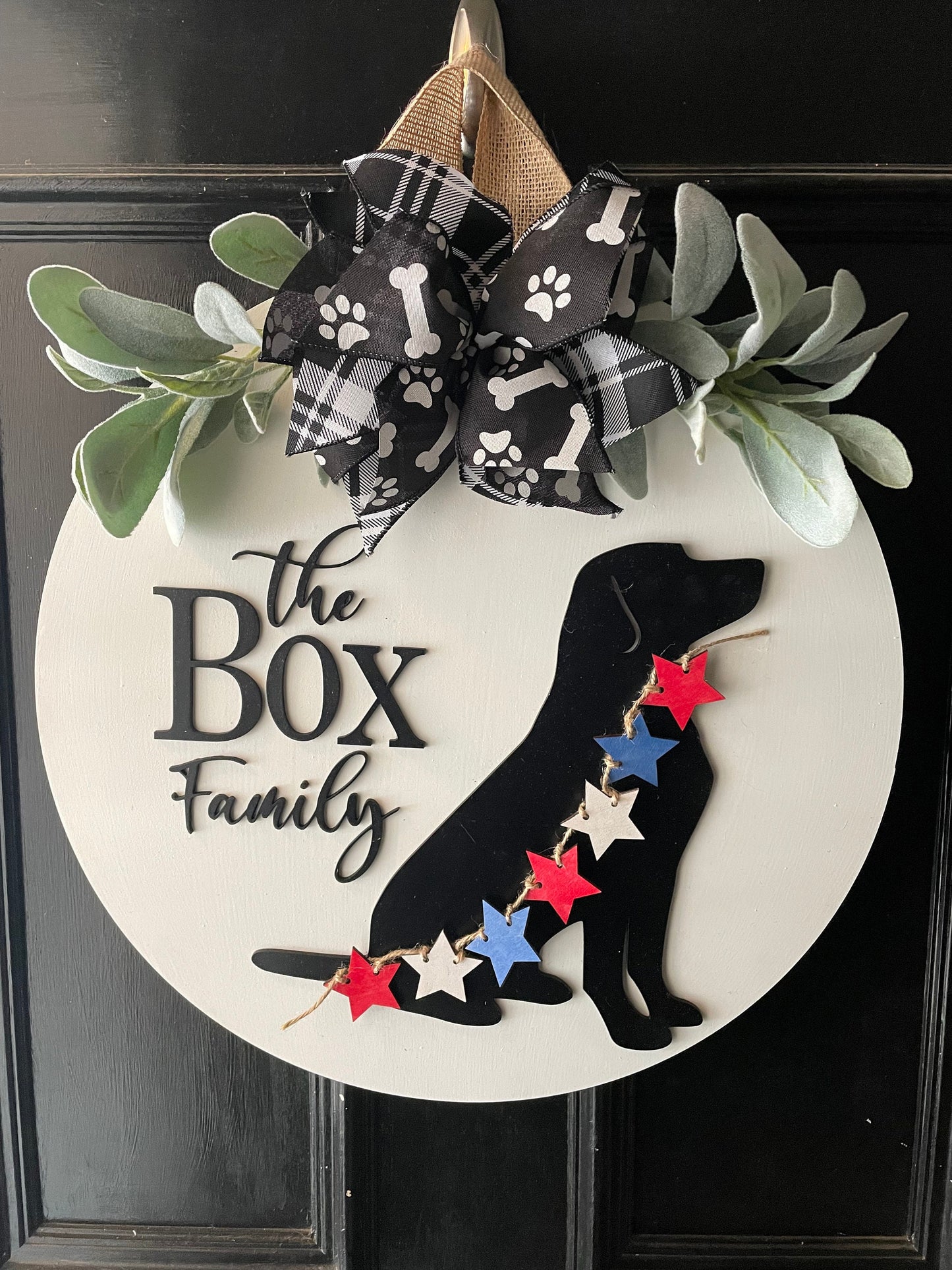 Personalized Door Hanger with Dog, Housewarming Gift, Dog Sign, Changeable Door Sign, Wedding Gift, New Home Gift